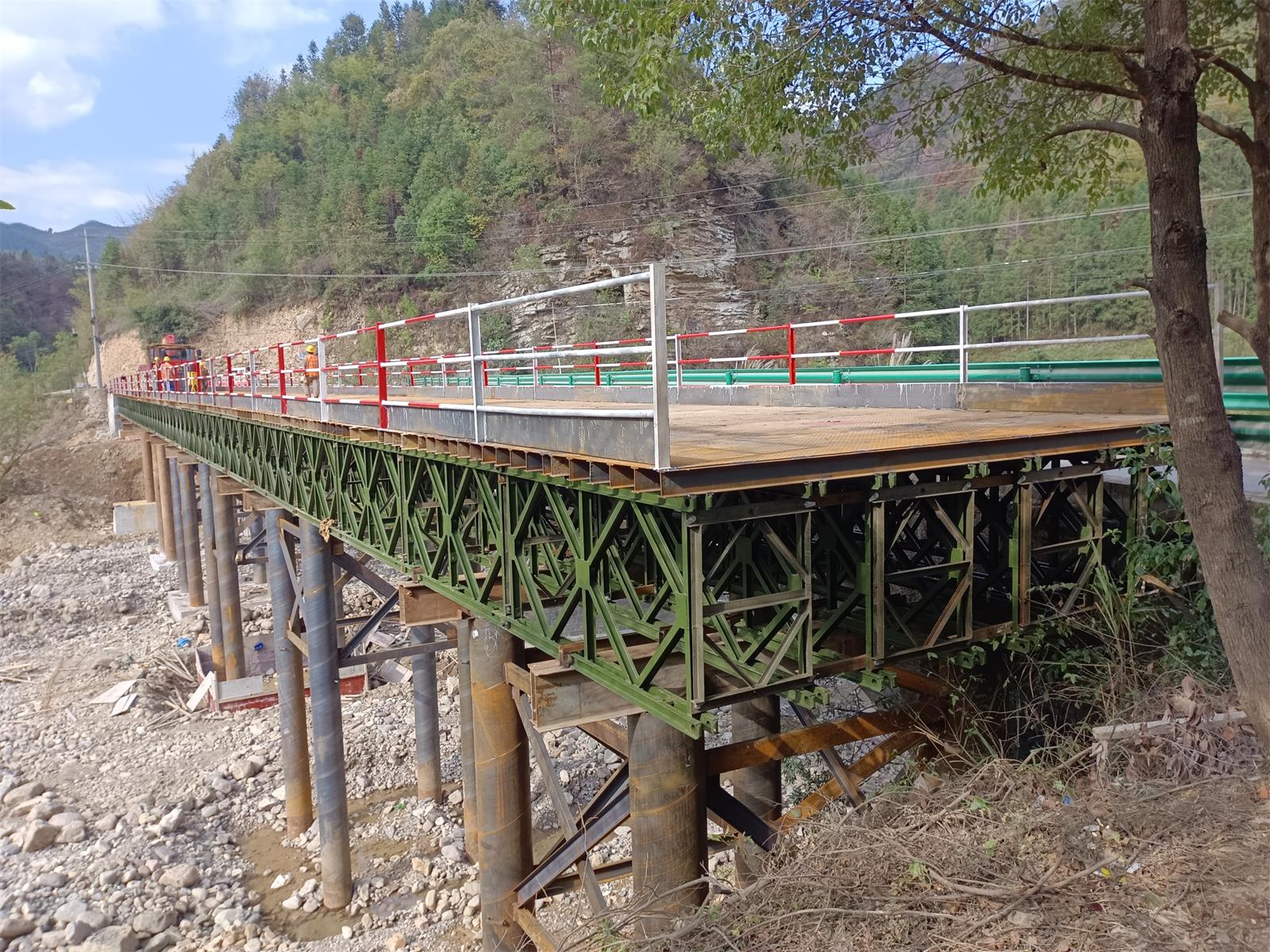 湖南浩润路桥机械有限公司,郴州公路钢桥设计制造加工,郴州钢管桩桥梁设计制造加工